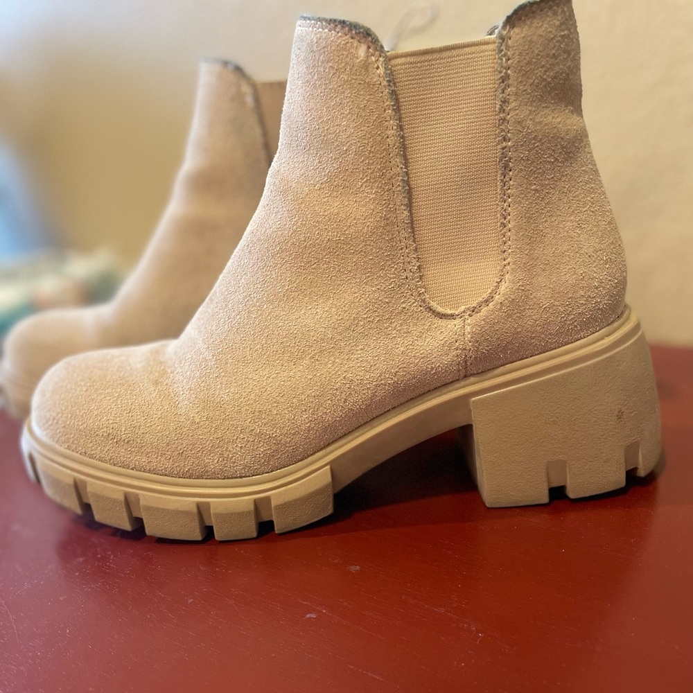 Steve Madden Chelsea Boot